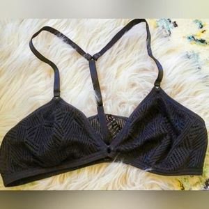 Junior's Aerie Racerback Bralette